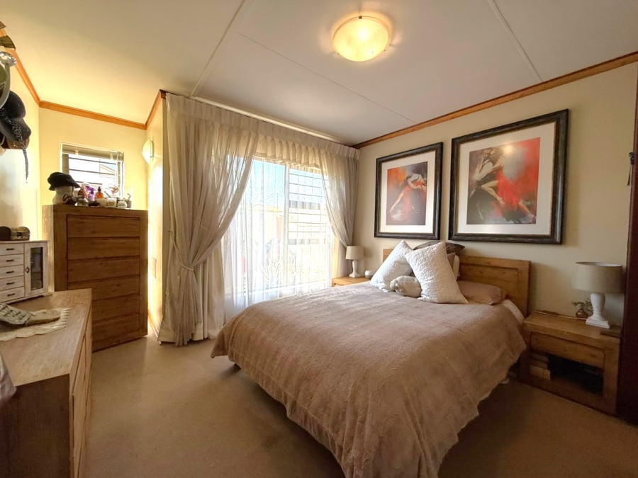 3 Bedroom Property for Sale in Universitas Free State